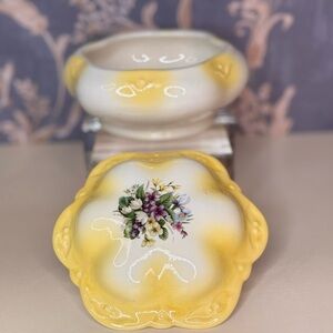 Vintage Estate 1982 Yellow Floral Ceramic Trinket Box